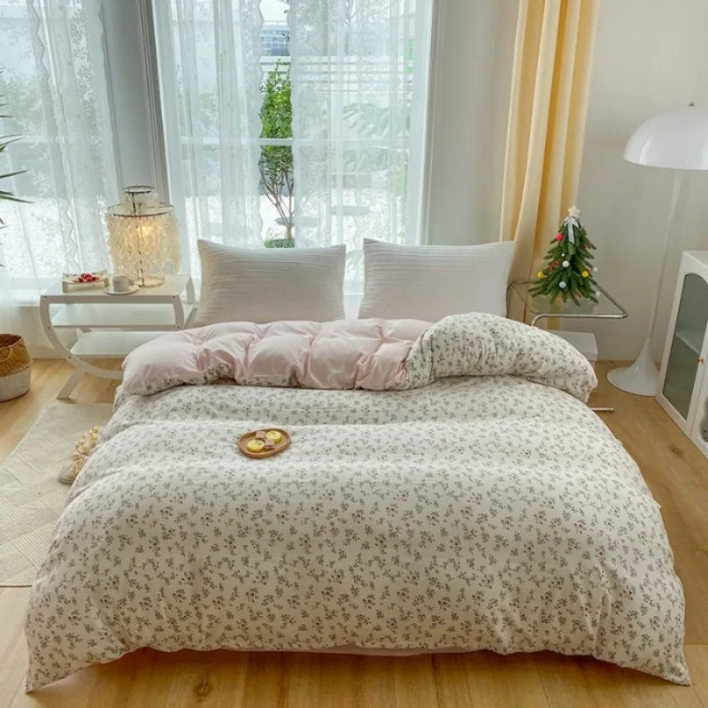 2025 new 3-piece cartoon heart-shaped plant floral print set, a duvet cover and a pair of pillowcases (no padding)